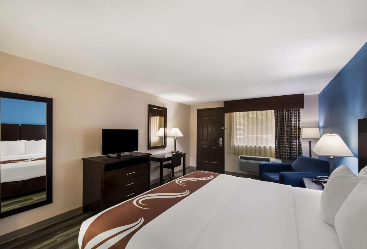 Hotel Quality & Round Rock