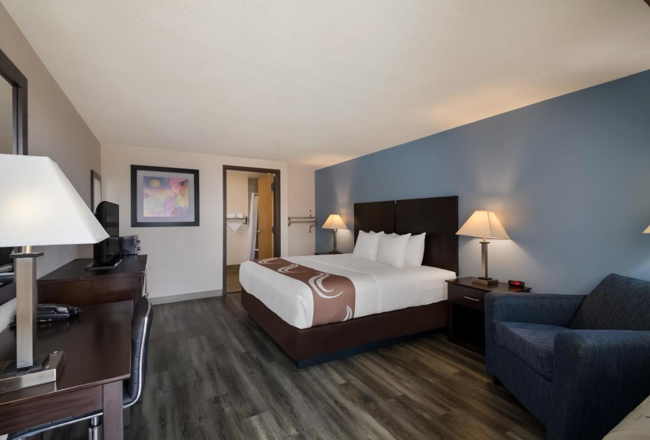 Quality & Hotel
