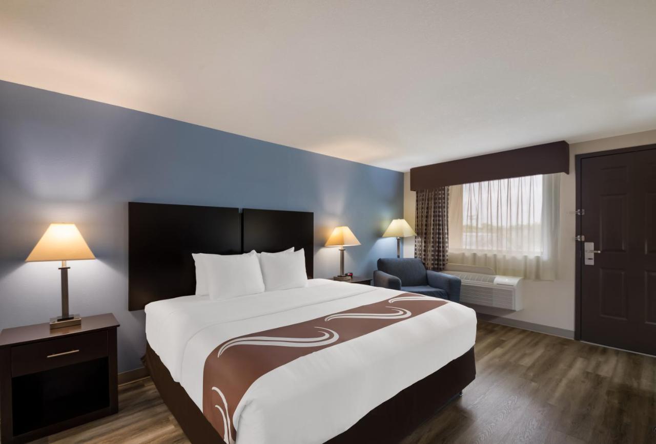 Quality & Hotel 2*