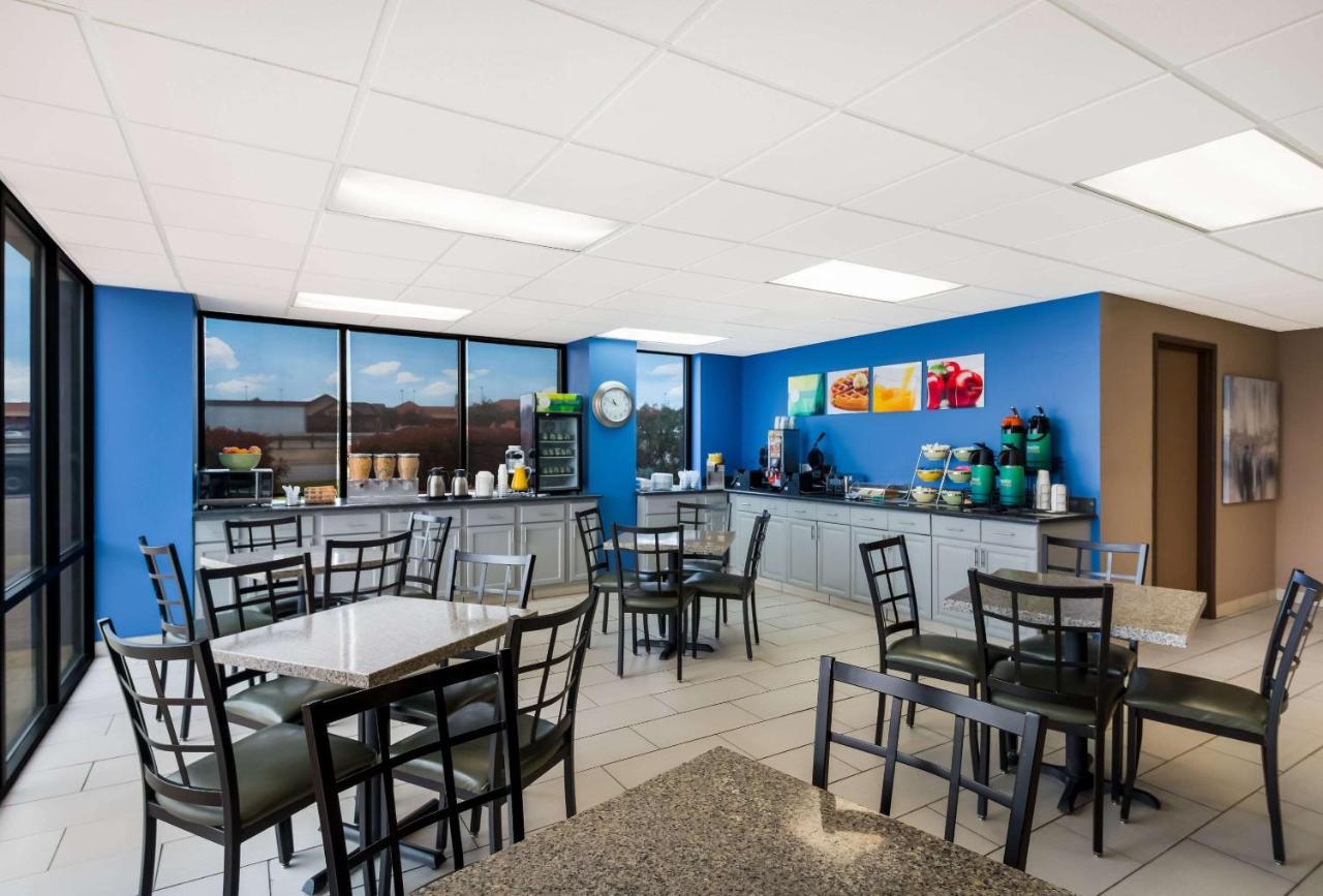 Quality & Hotel Round Rock