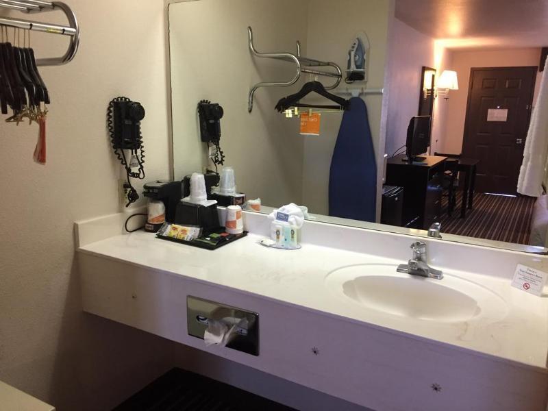 Quality & Hotel Round Rock